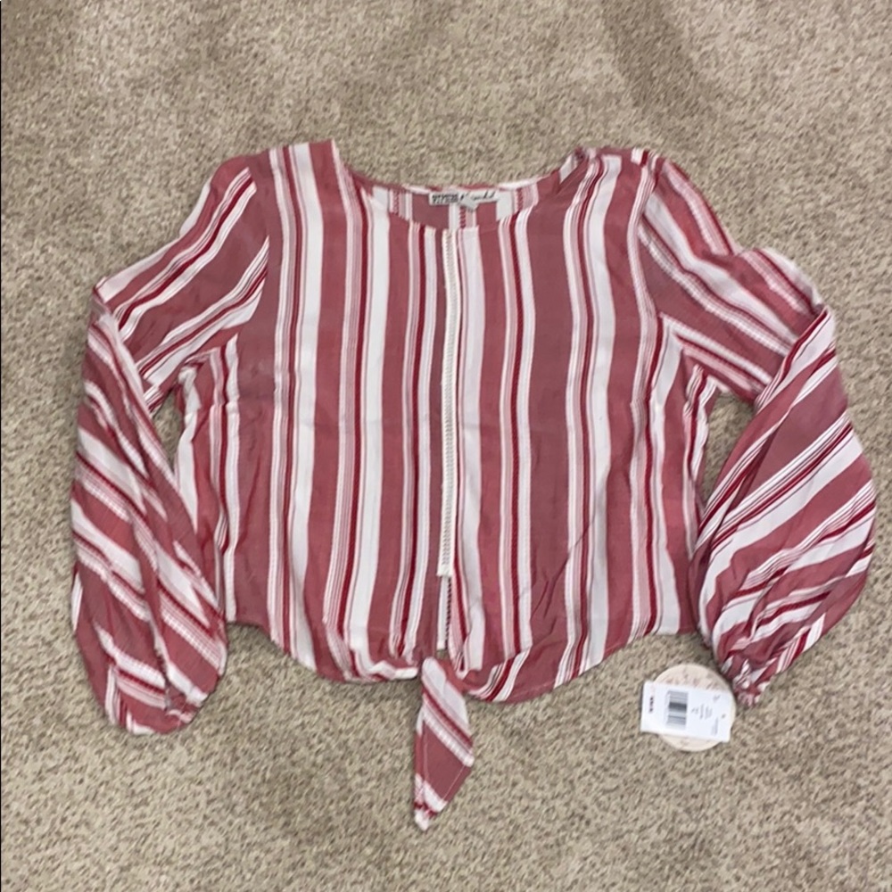 Gypsies & Moondust Red and white blouse